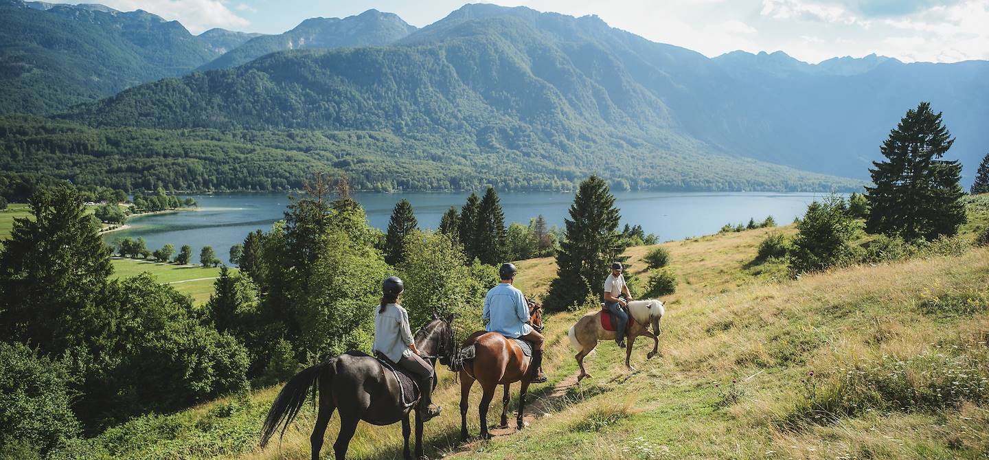 Balade à cheval au bord du lac Bohinj - Slovénie