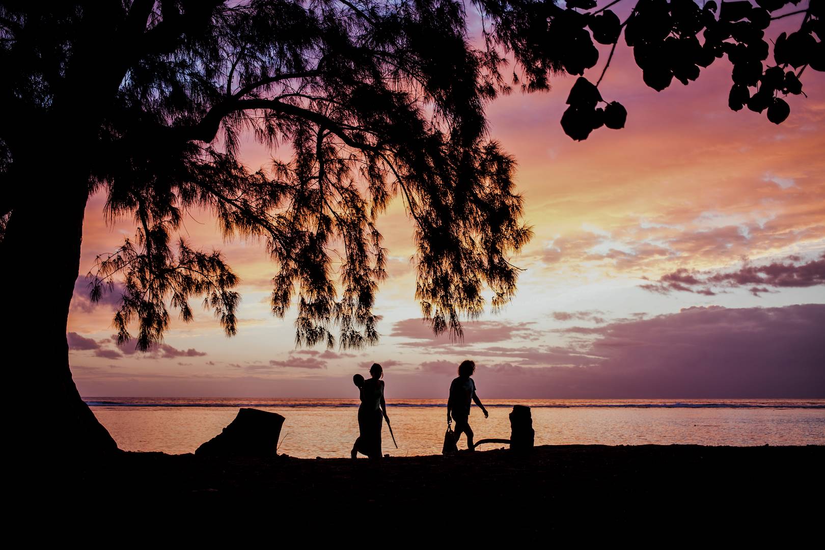 Coucher de soleil sur la plage de St Paul - La Réunion
