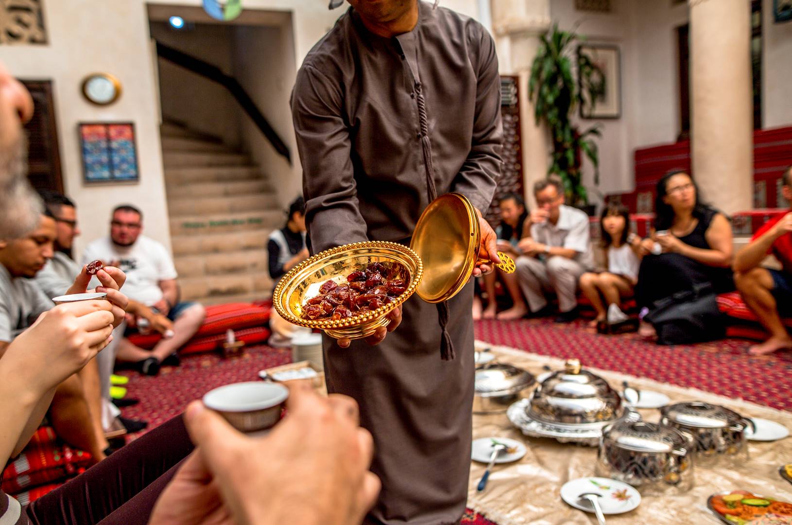 Déjeuner avec un Emirati au Sheikh Mohammed Cultural Center - Dubaï - Emirats Arabes Unis
