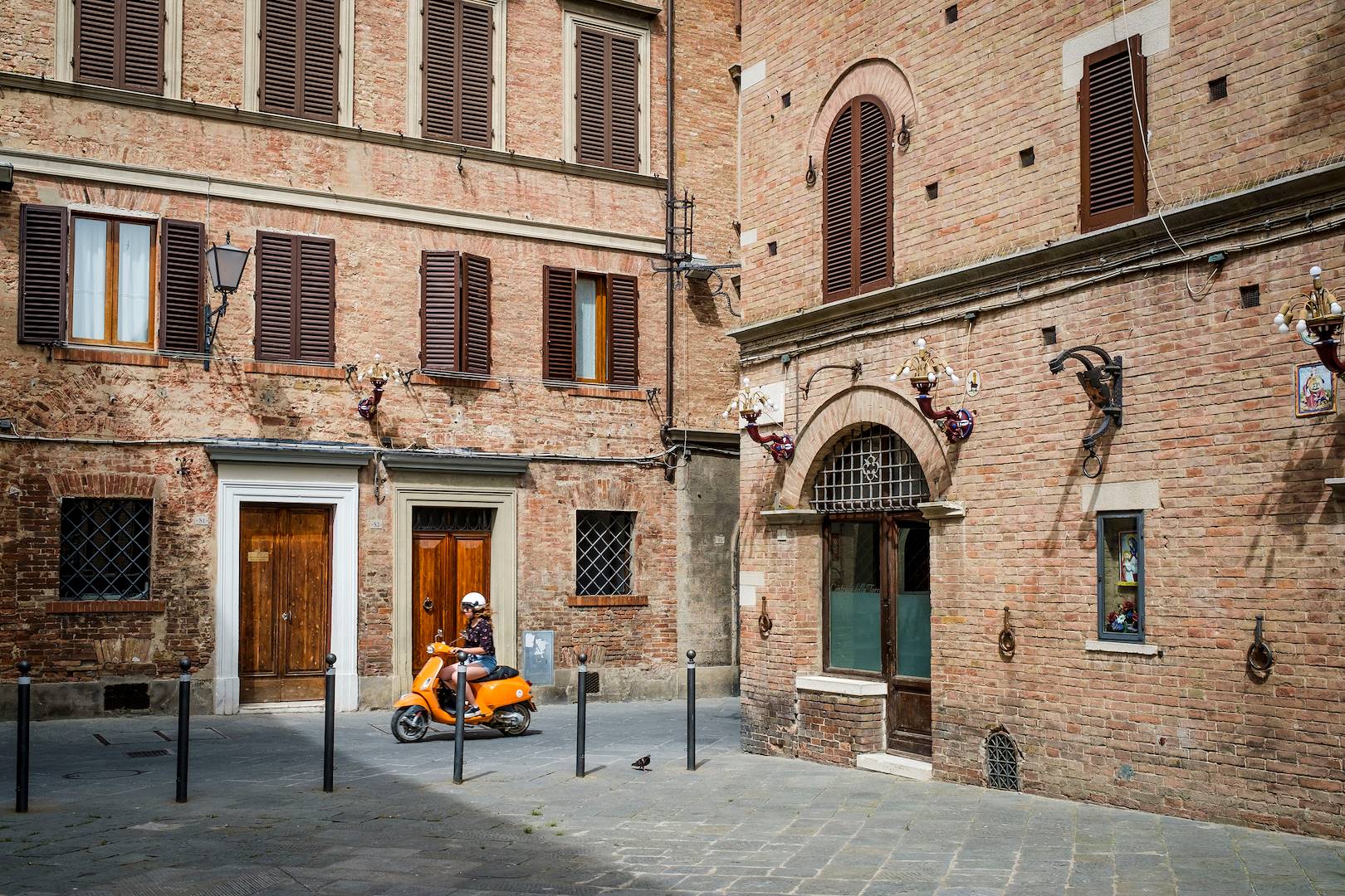 Balade en Vespa à Sienne - Toscane - Italie
