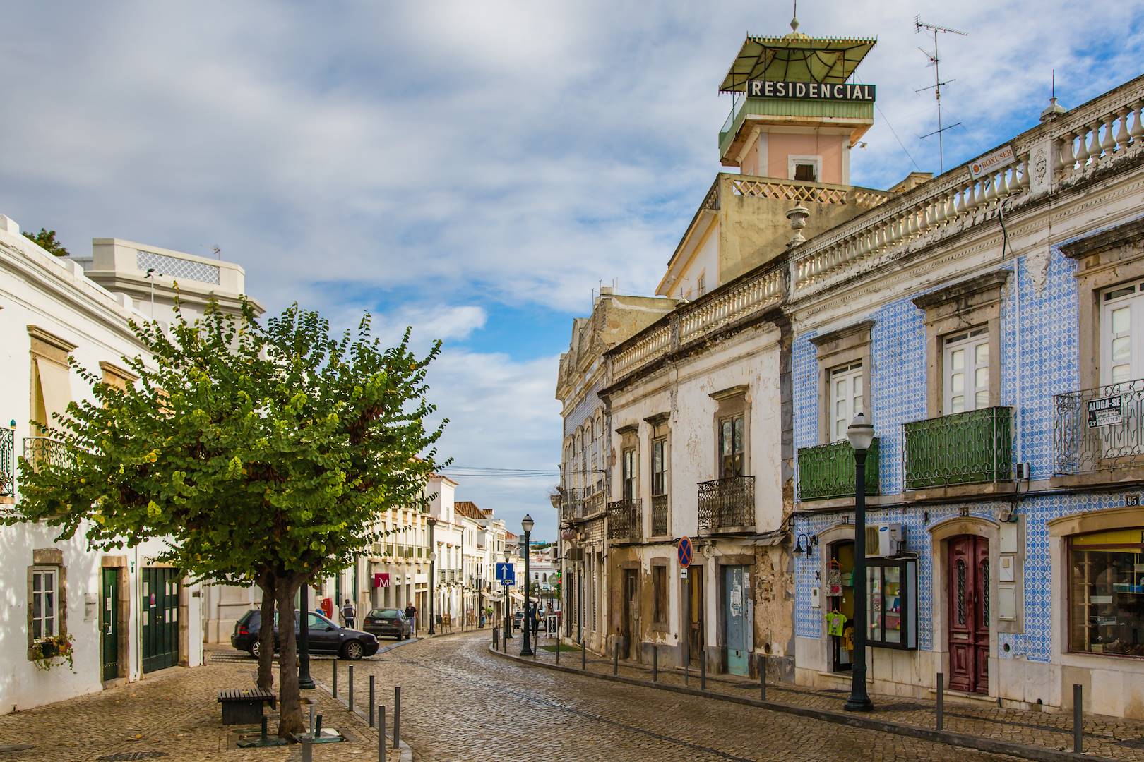 Dans les rues de Tavira - Région de l'Algarve - Portugal