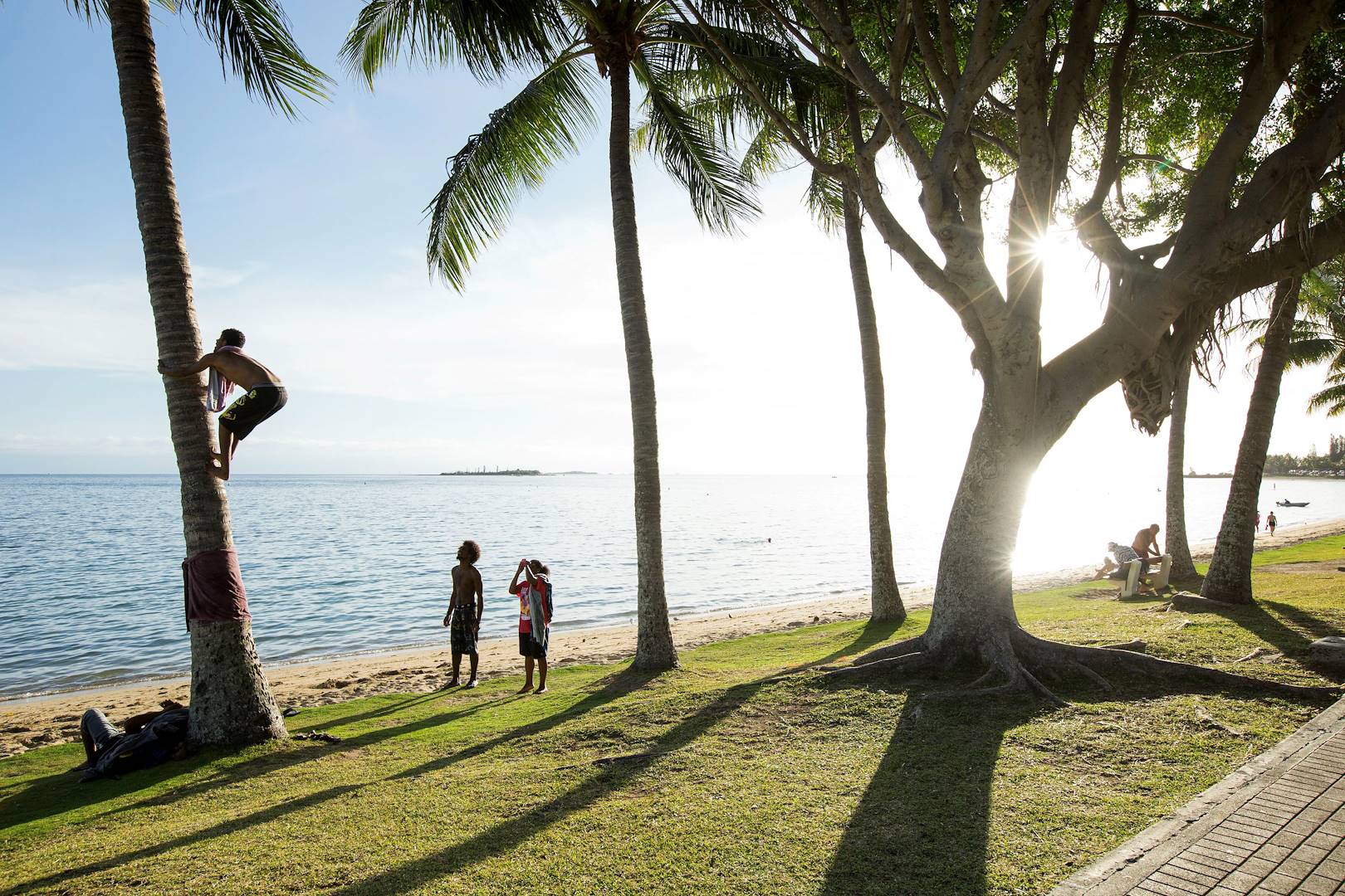 Scène de vie sur la promenade d'Anse Vata - Nouméa - Nouvelle Calédonie