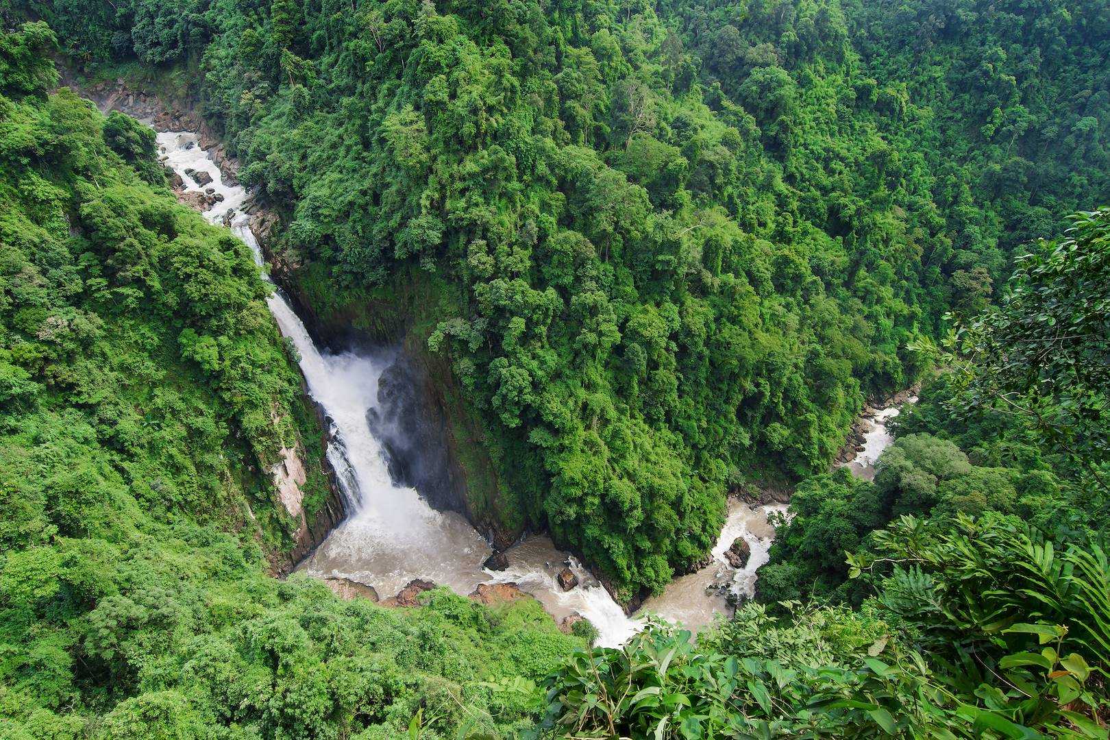 Cascade dans le parc national de Khao Yai - Thaïlande