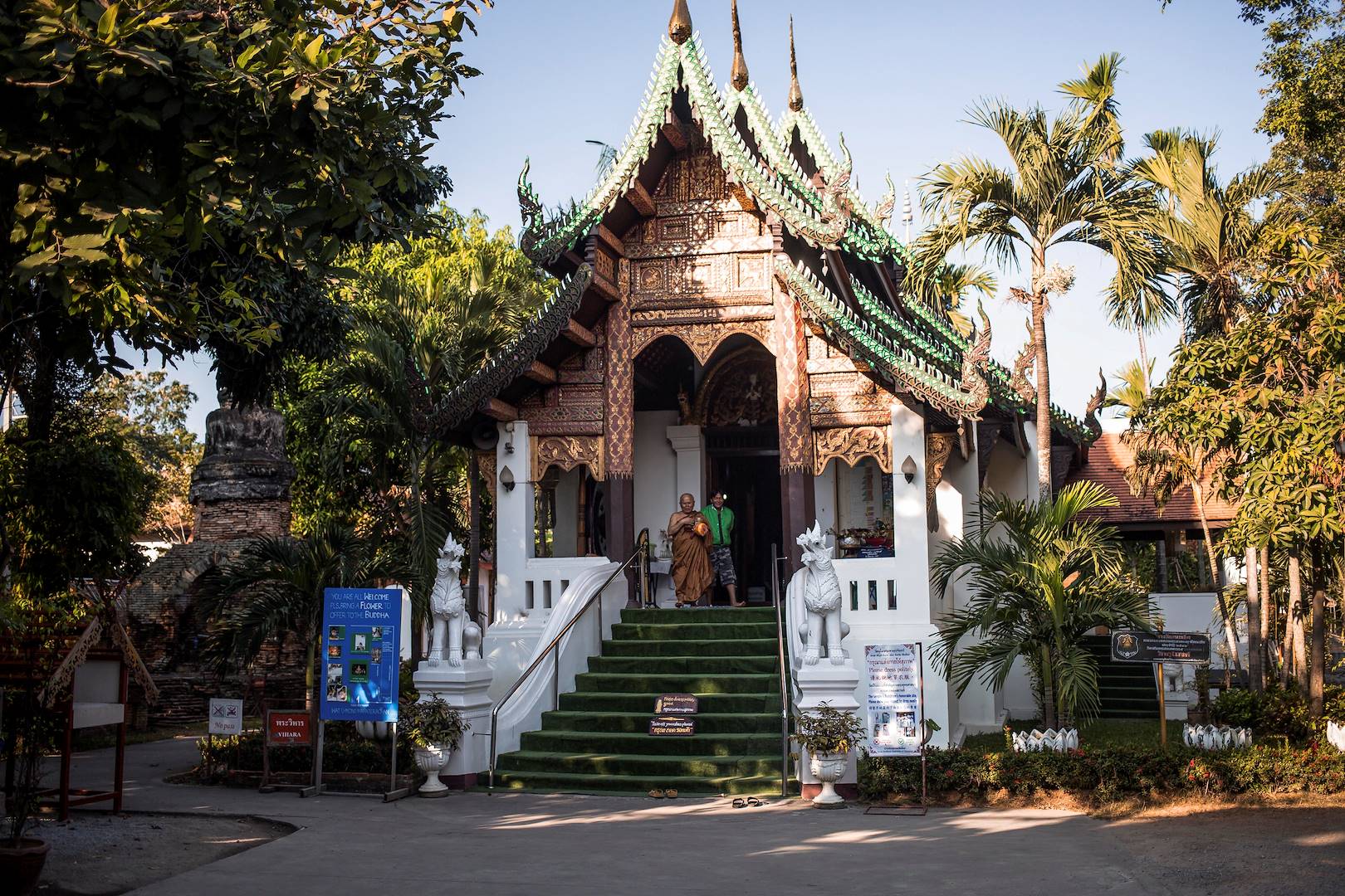 Façade d'un temple bouddhiste - Chiang Mai - Thaïlande
