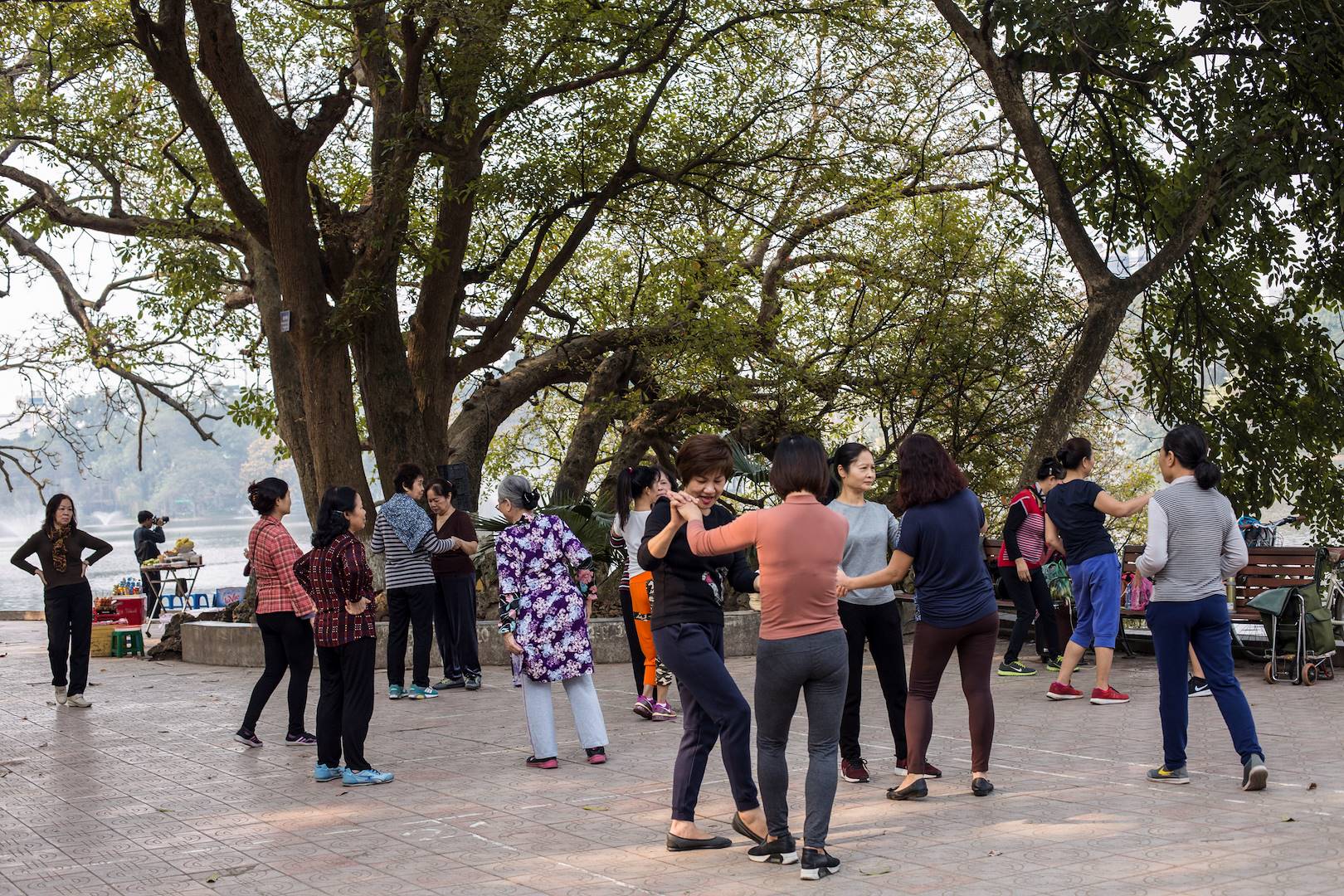 Cours de danse en plein air - Hanoï - Vietnam