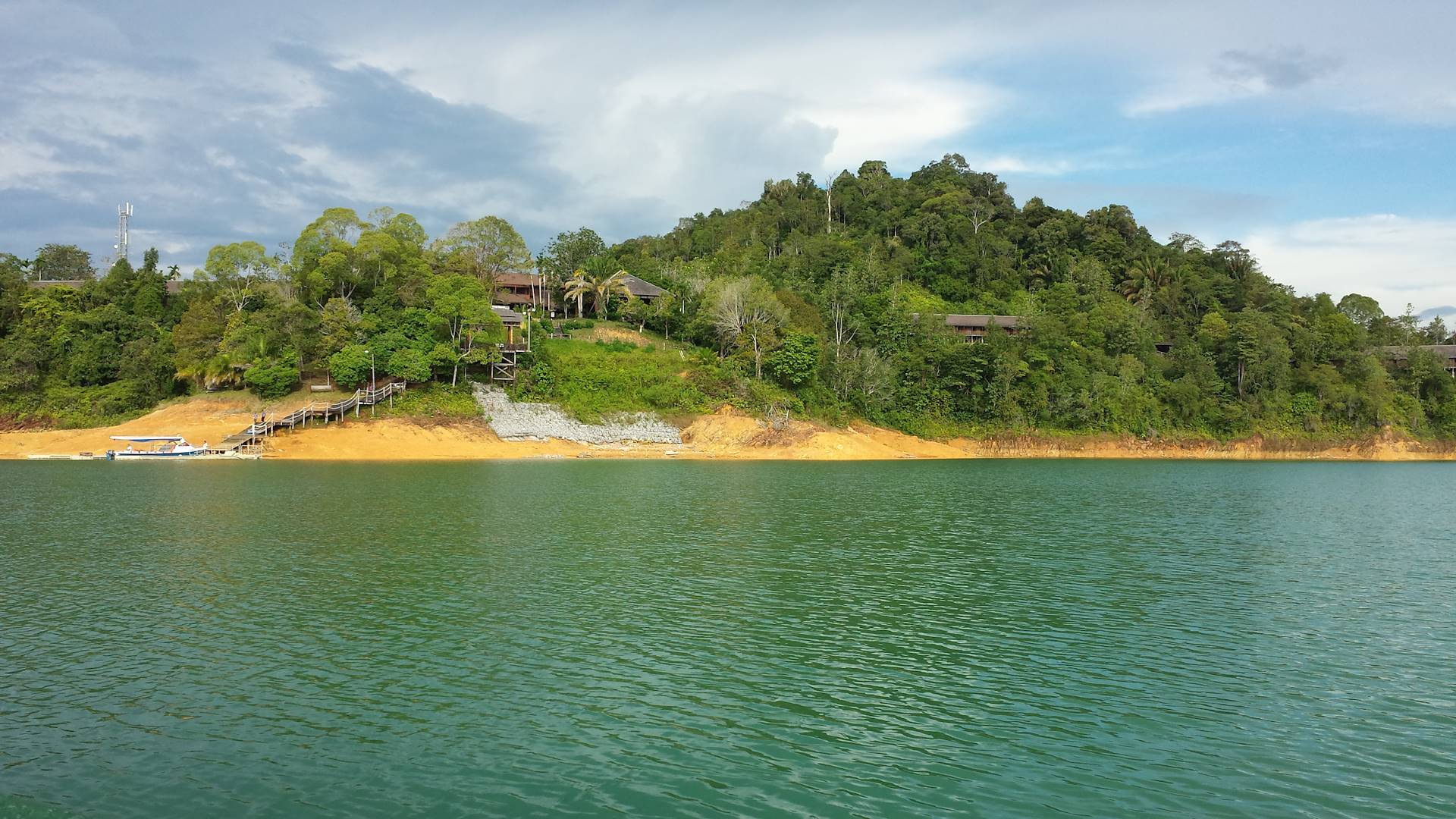 Le parc national de Batang Ai - Bornéo - Malaisie