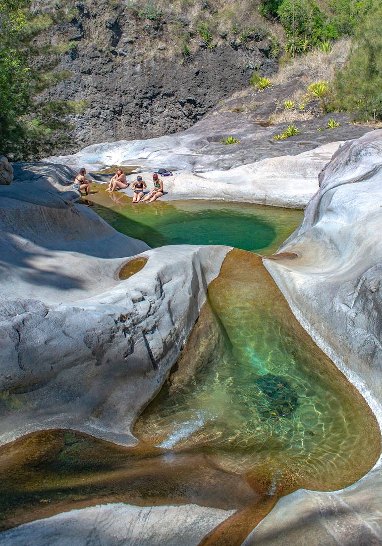 Baignade au Bassin La Roche - Cilaos - La Réunion