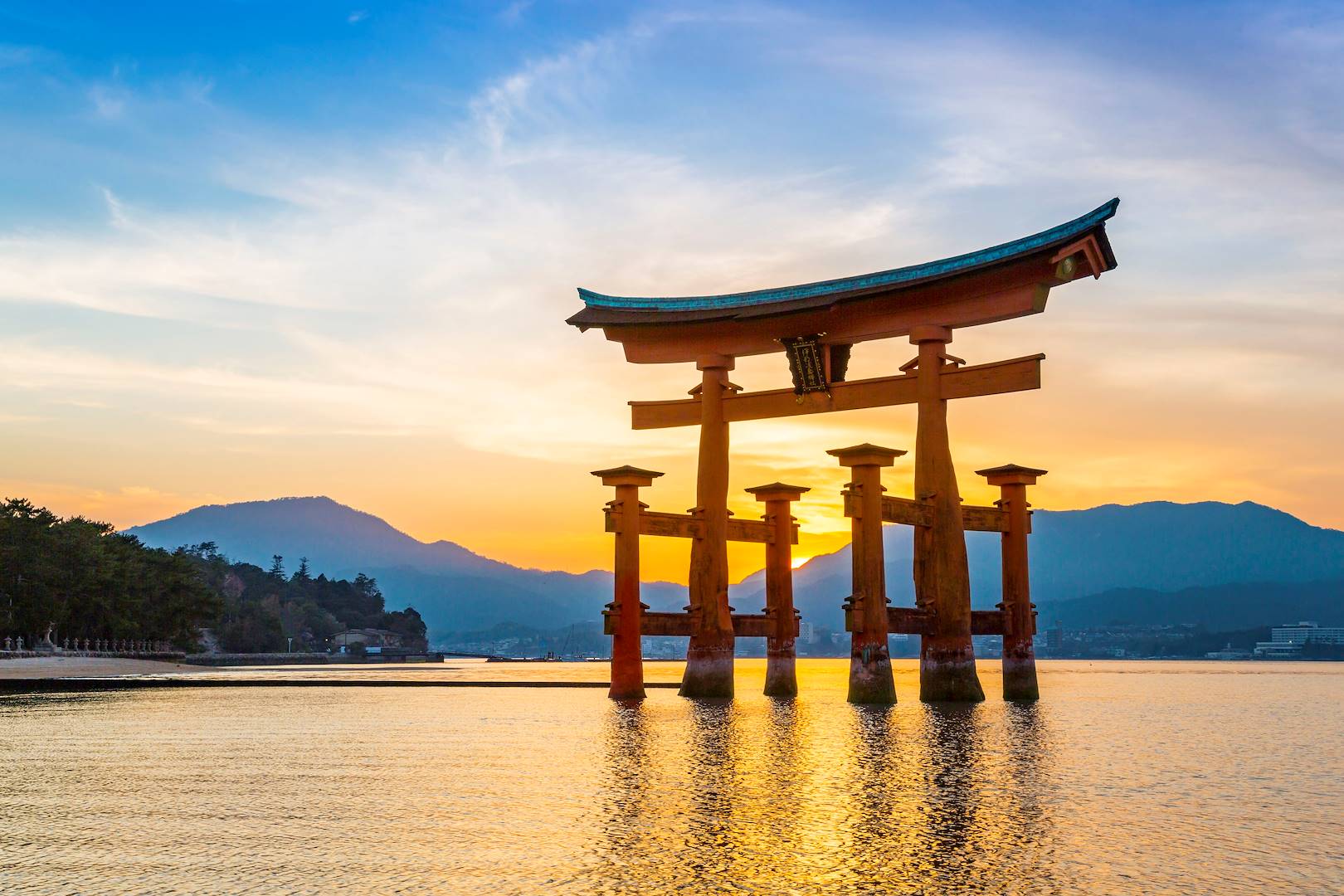 Torii du sanctuaire d'Itsukushima - Miyajima - Préfecture d'Hiroshima - japon