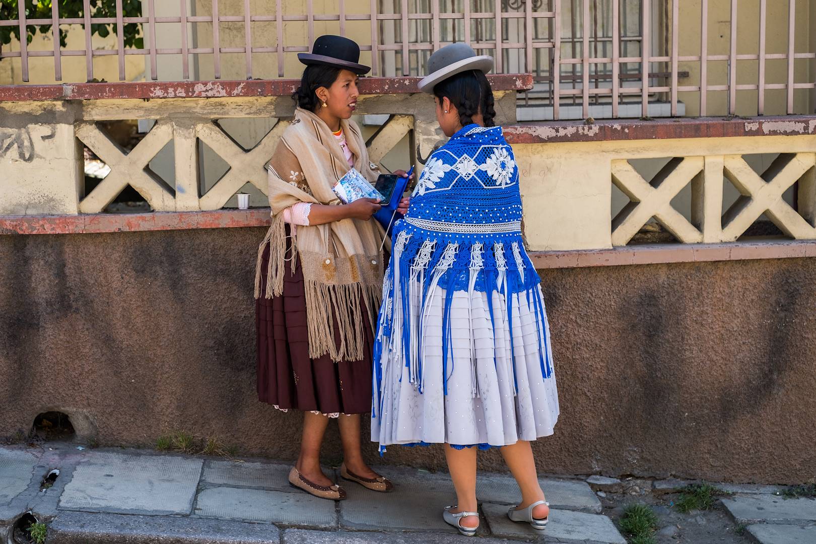 Cholitas dans les rues de La Paz - Bolivie