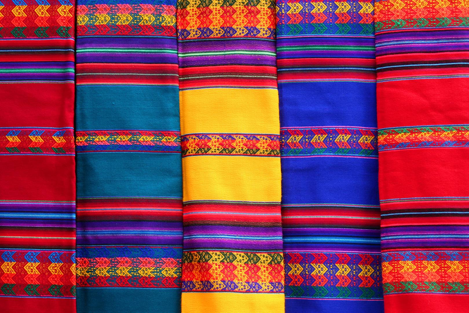 Tissus traditionnels de Candelaria - Tarabuco - Bolivie