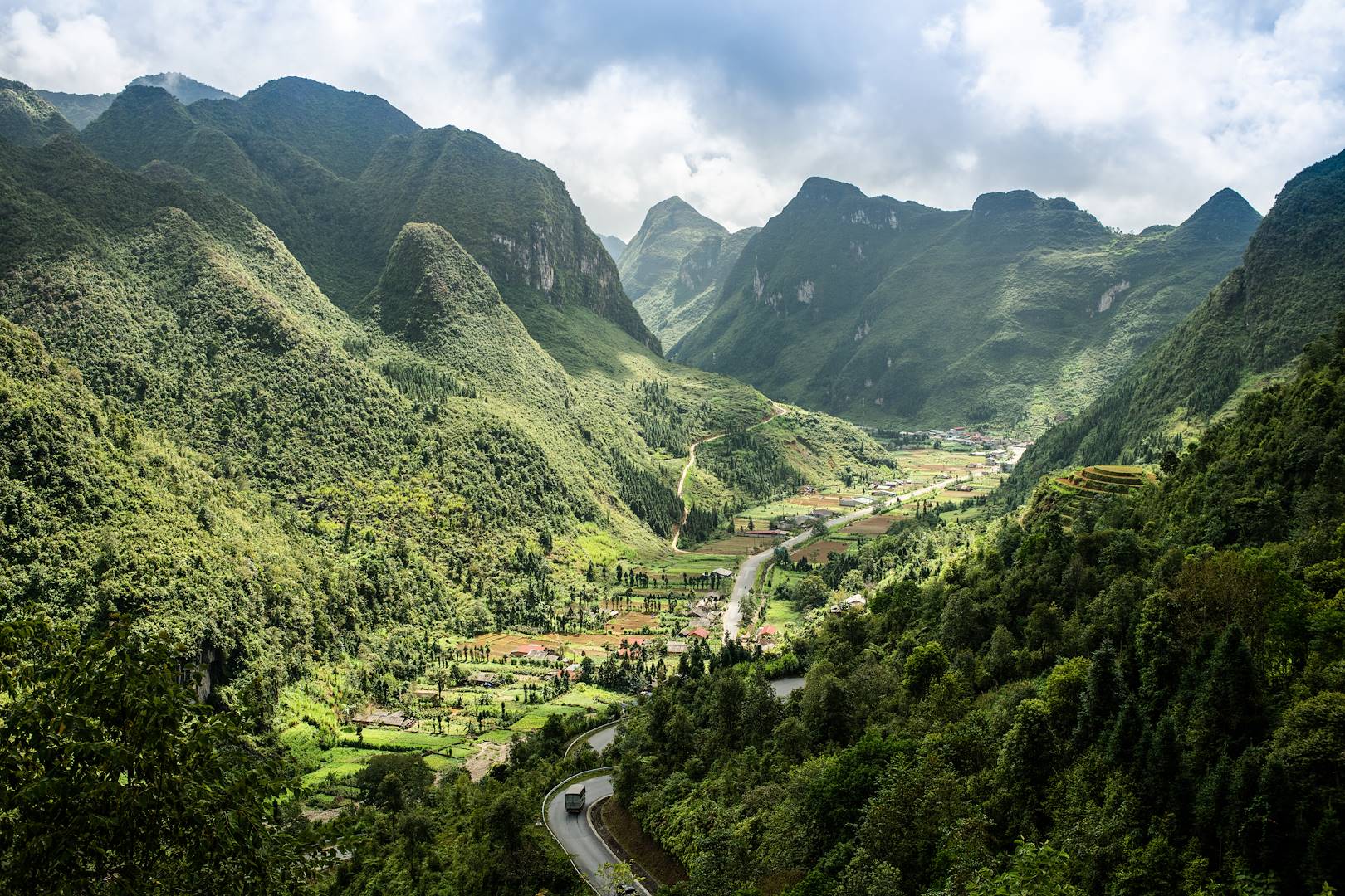 Pics karstiques à Dong Van - Province de Ha Giang - Vietnam