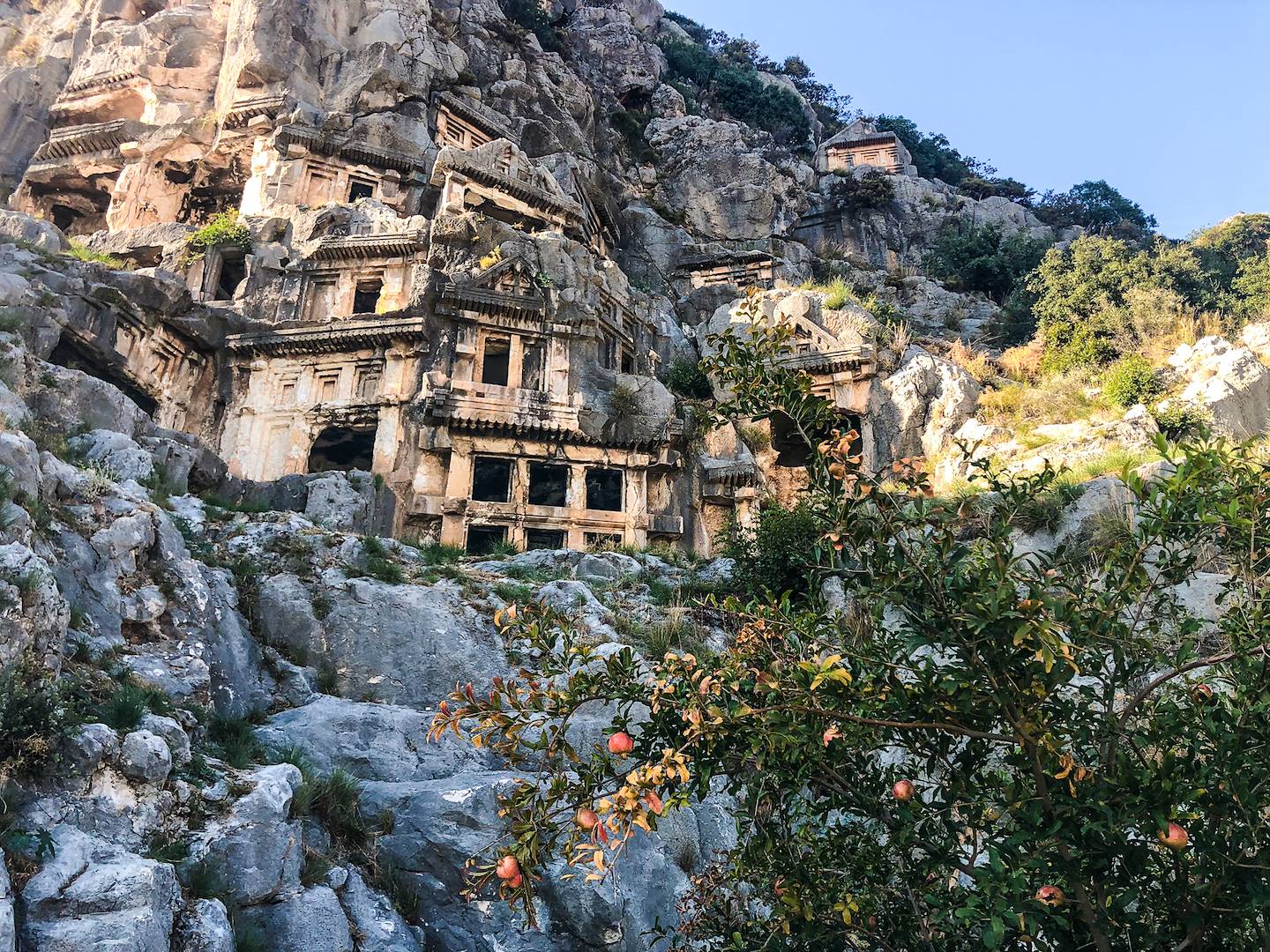 Tombes rupestres de la cité antique de Myra - Côte lycienne - Turquie
