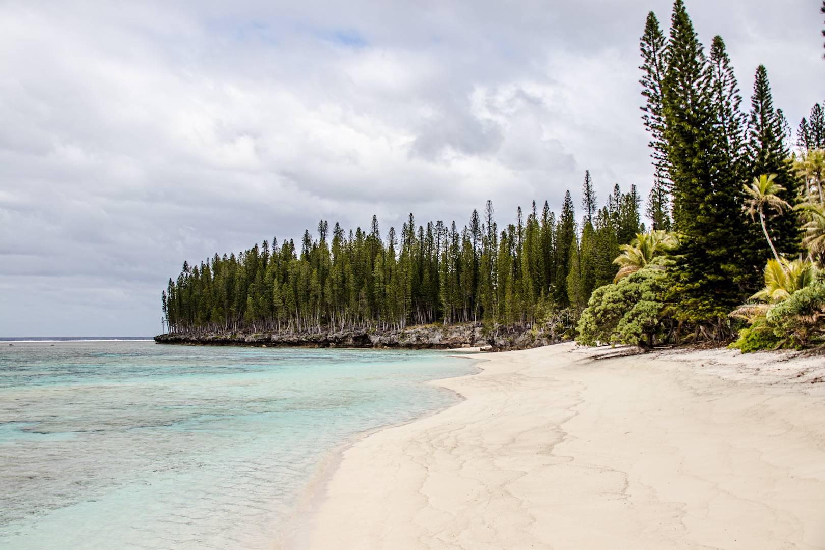 Plage de Yédjélé - Maré - Nouvelle Calédonie