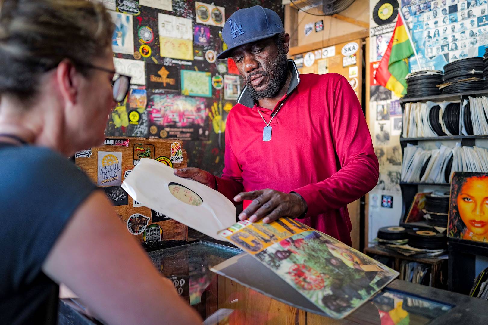 Rencontre avec un disquaire à Kingston : Rockers International Records - Jamaïque
