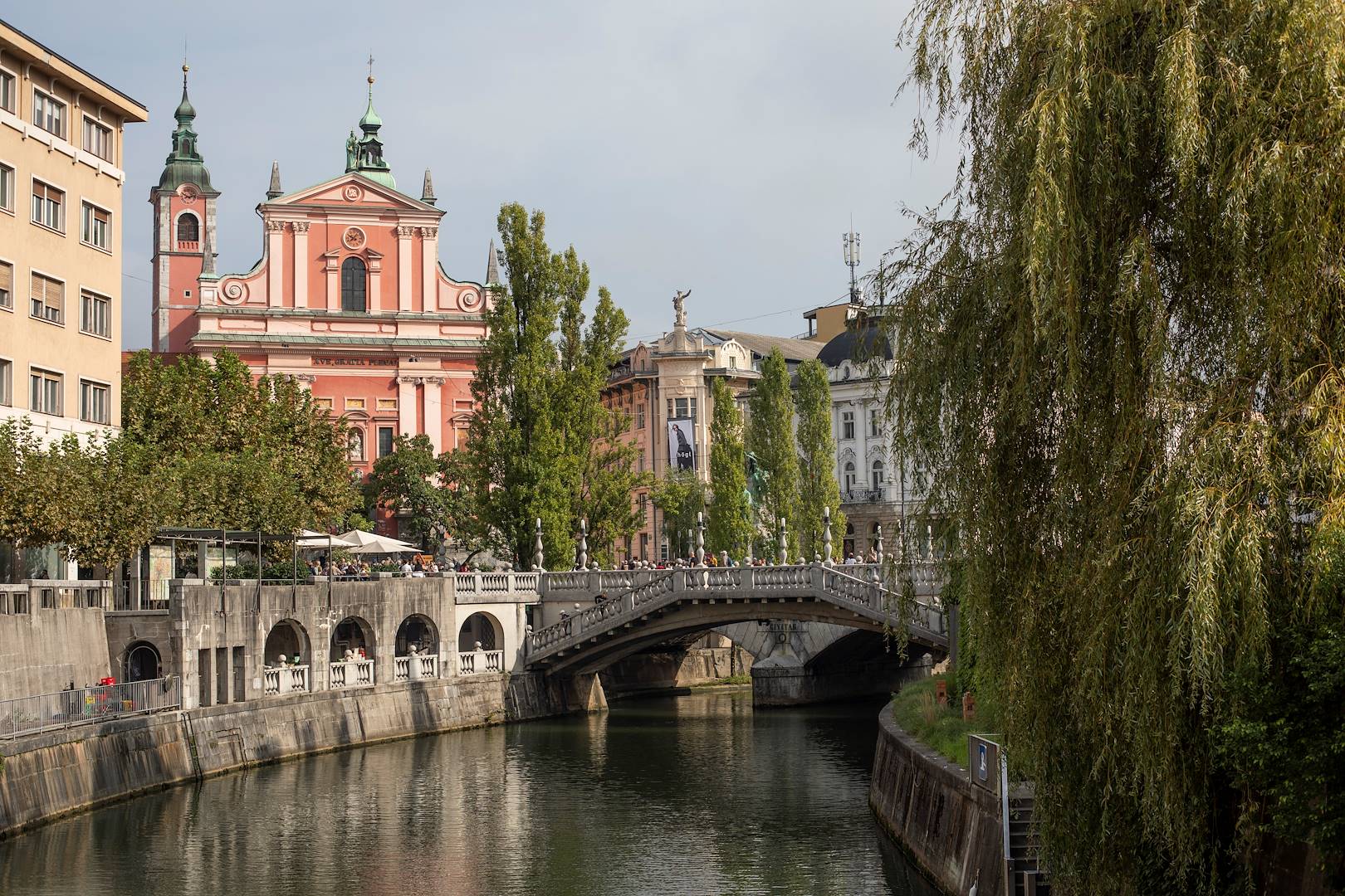 Triple pont et l'église franciscaine de l'Annonciation - Ljubljana - Slovénie
