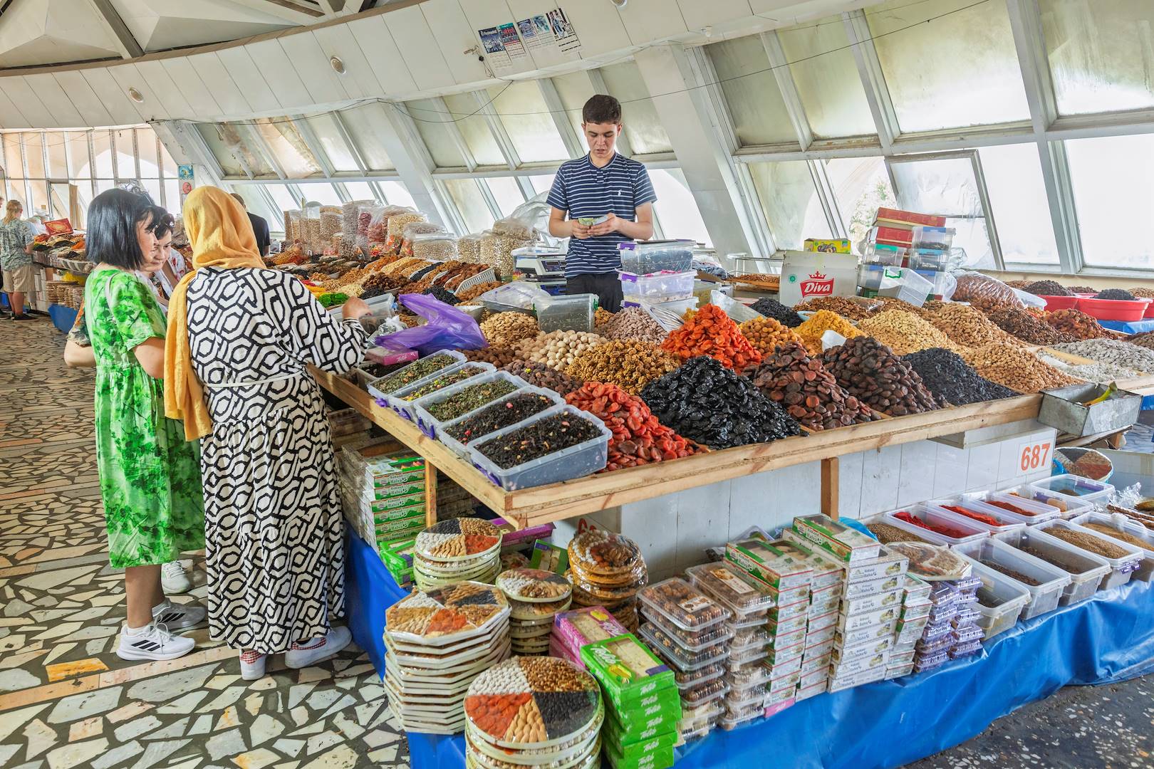 Scène de vie dans le bazar Chorsu de Tashkent - Ouzbékistan