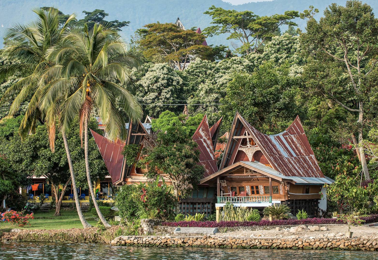 Maisons Batak - Île de Samosir - Sumatra - Indonésie