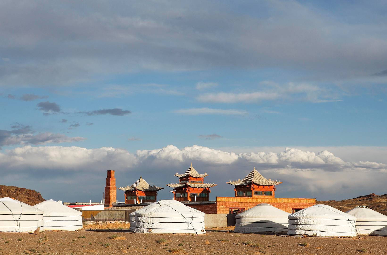 Campement de yourtes au monastère d'Ongi Khiid - Mongolie