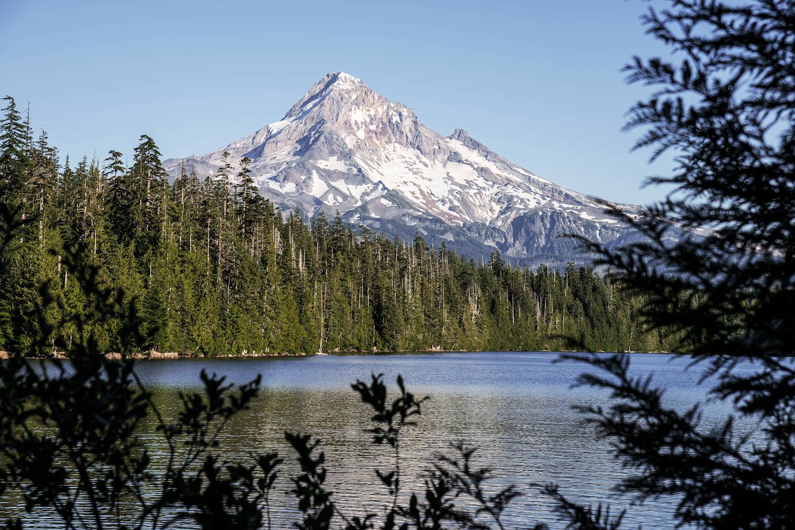 Lost Lake devant le Mount Hood - Oregon - Etats-Unis
