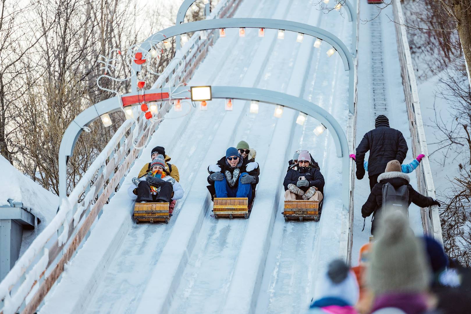 Descente sur la Glissoire des Terrasses Dufferin - Québec - Canada