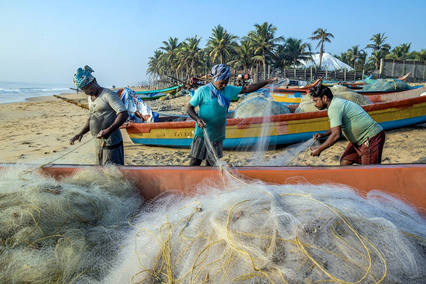 Retour des pêcheurs sur la plage - Goa - Inde
