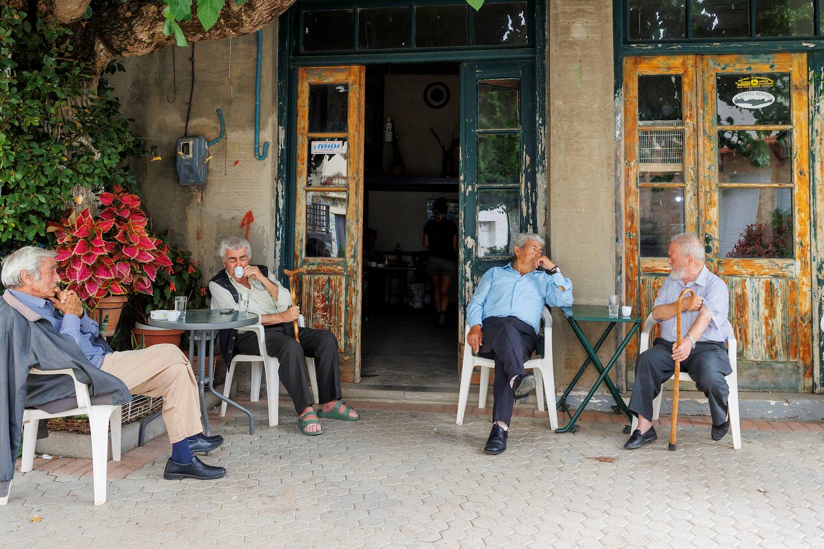 Scène de vie dans la vieille ville de Kavala - Thrace - Grèce