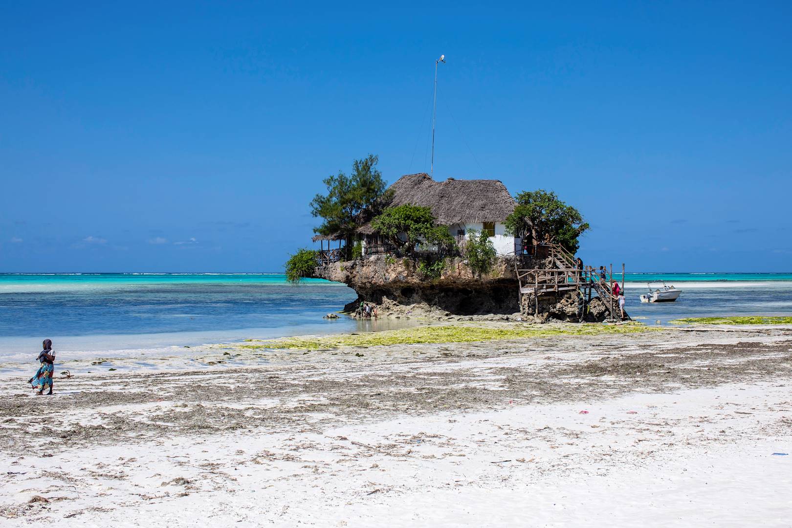 Restaurant atypique, perché au milieu de la lagune - Pingwe - Zanzibar Cote Est - Tanzanie