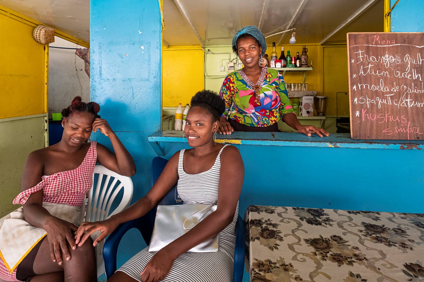 Rencontre dans un restaurant de Cidade Velha - Île de Santiago - Cap Vert