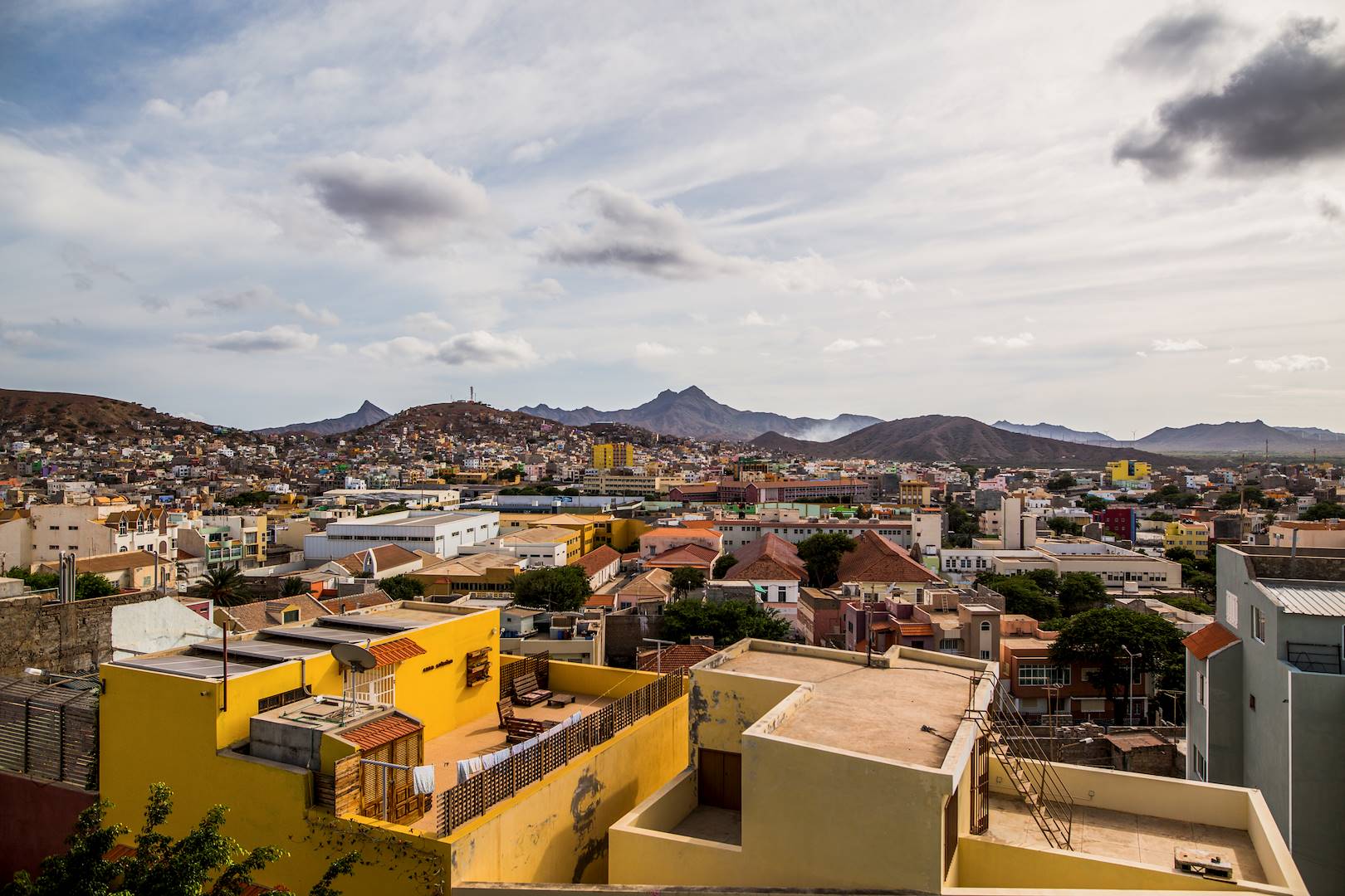 Vue d'ensemble sur la ville depuis la terrasse d'un bar - Mindelo - Île de Sao Vicente - Cap Vert