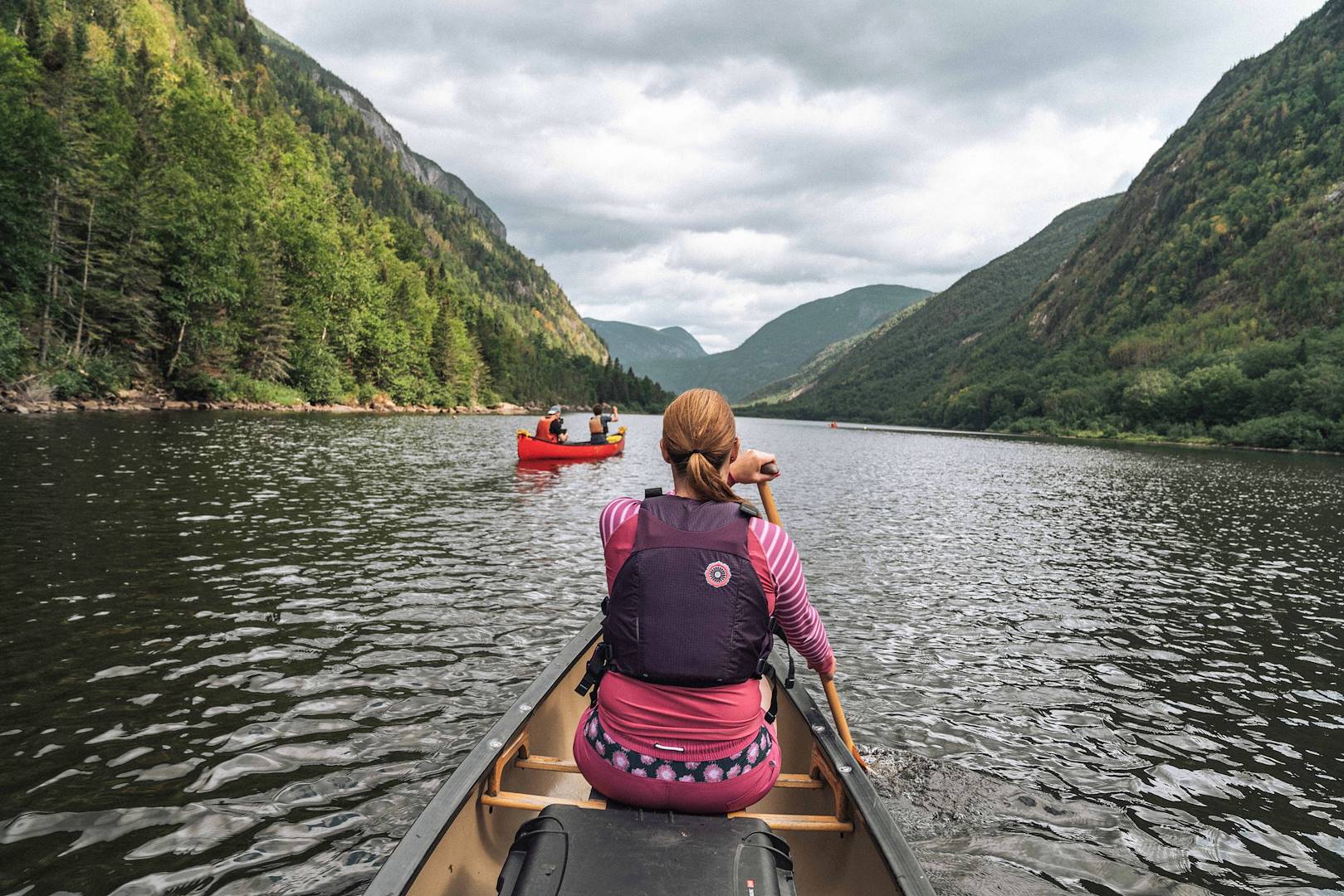 Kayak dans le parc des Hautes-Gorges-de-la-Rivière-Malbaie - Charlevoix - Québec - Canada