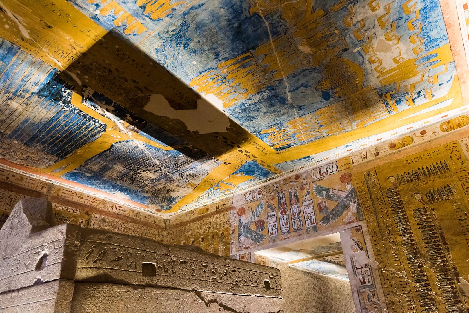 Intérieur d'un tombeau de la Vallée des Rois - Égypte