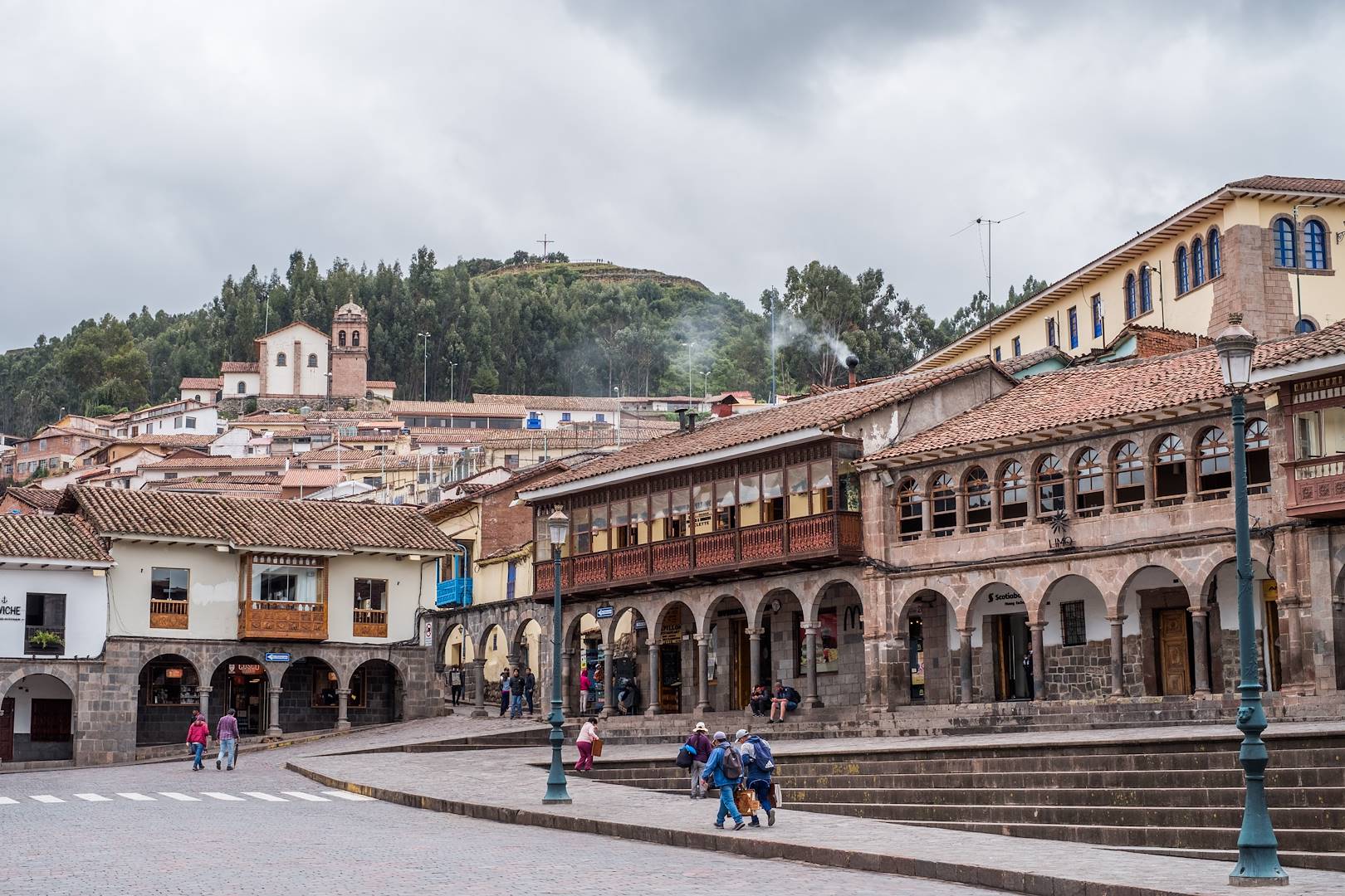 Sur une place de Cuzco - Pérou
