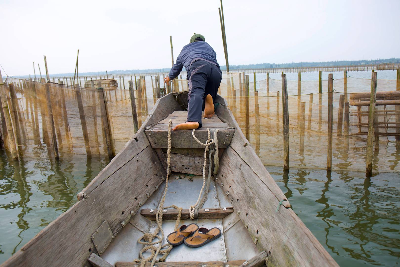 La lagune de Tam Giang : découverte du métier de pêcheur à bord d'une embarcation traditionnelle - Hué - Vietnam