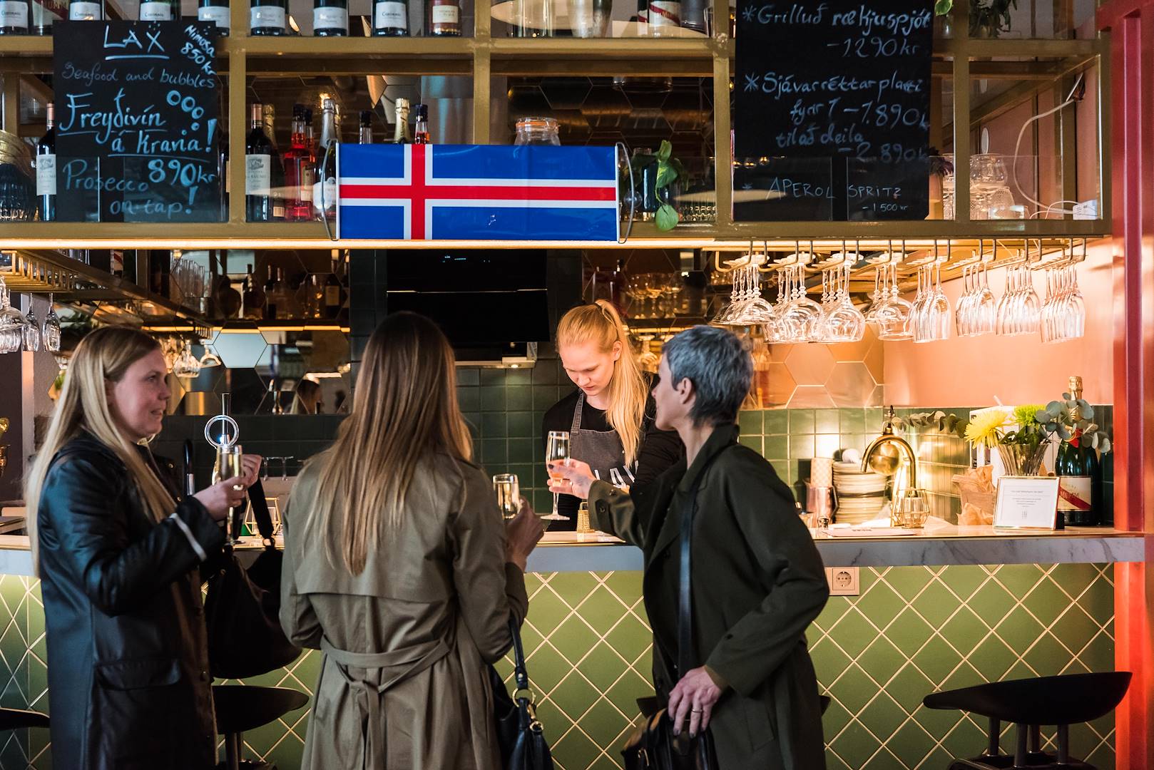 Le Grandi Mathöll, hangar abritant divers stands de street food - Reykjavik - Grand Reykjavik - Islande