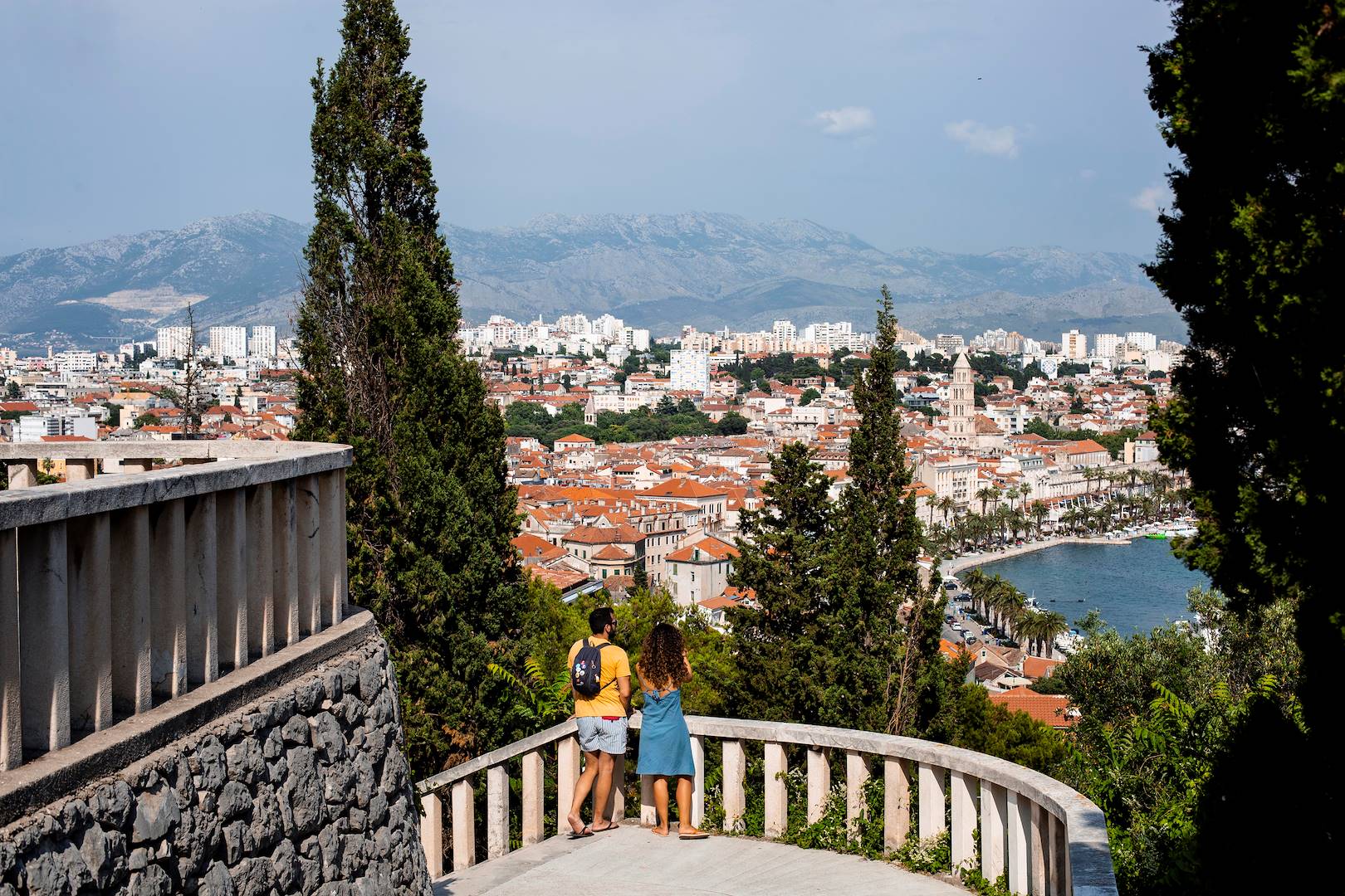 Ascension vers le mirador : panorama sur la ville - Split - Croatie