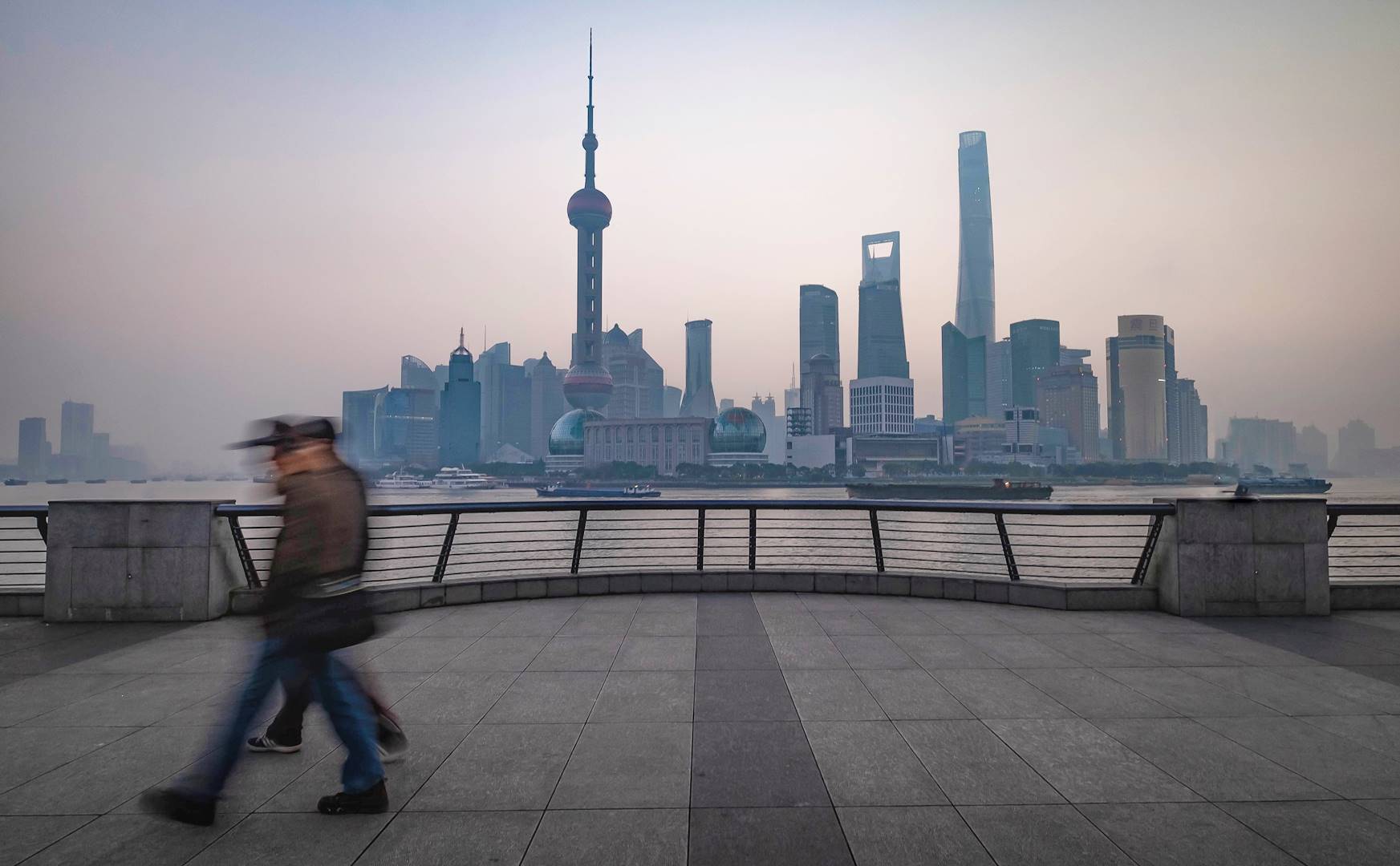Pudong depuis le quartier Bund - Shanghai - Chine