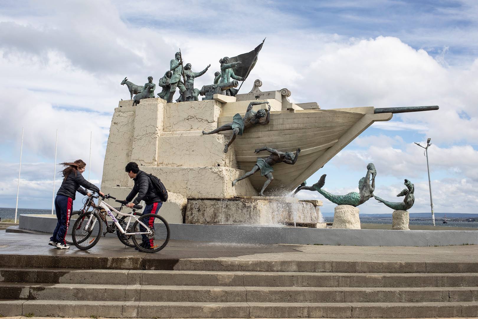Monument à l'équipage de la goélette Ancud - Punta Arenas - Magallanes - Chili