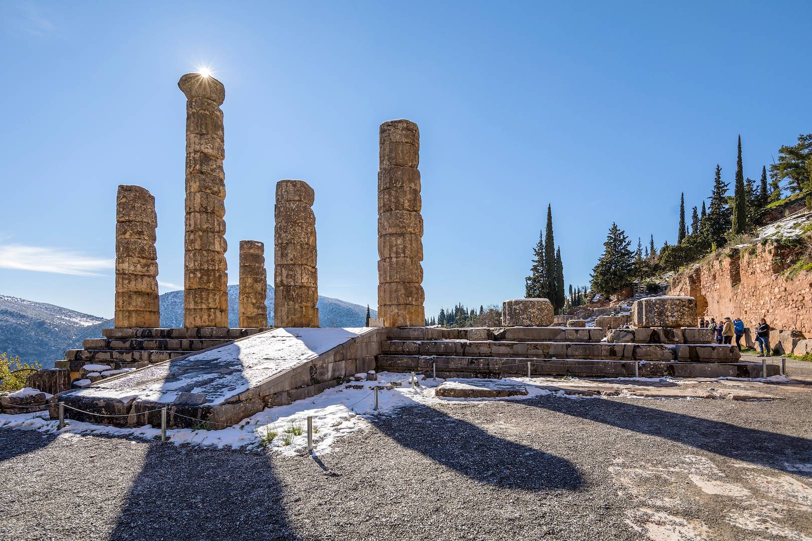 Temple d'Apollon sous la neige - Delphes - Phocide - Grèce