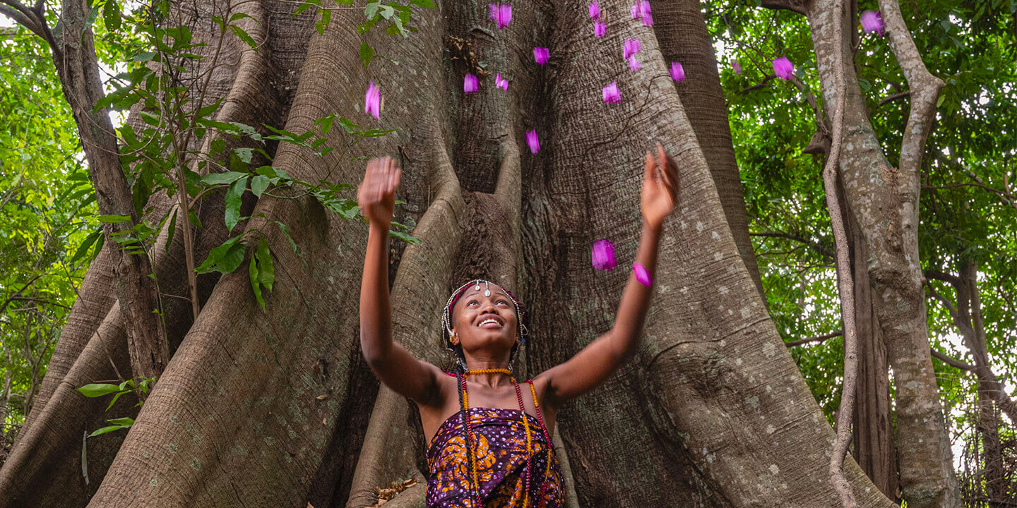 Femme de l'ethnie Diola en Casamance - Sénégal