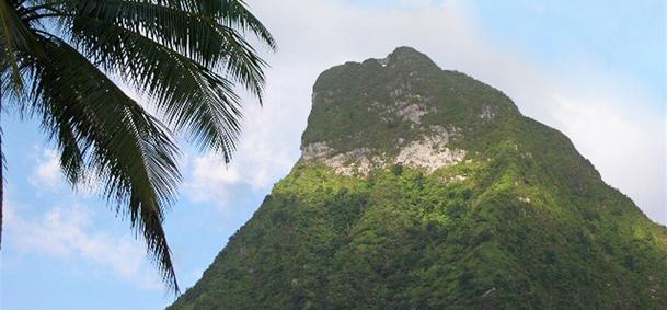 Montagne Percée - Moorea