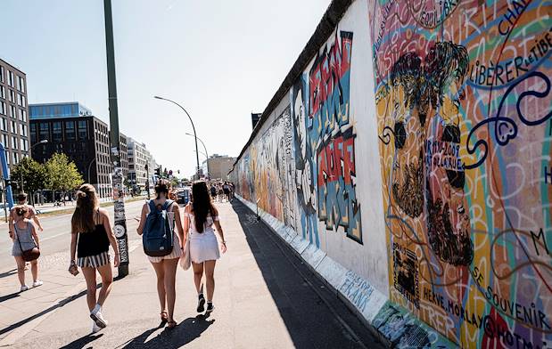 East Side Gallery, exposition de street art sur le Mur de Berlin - Berlin - Allemagne
