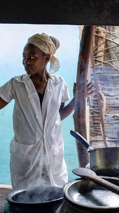 Déjeuner dans le village de Mto Wa Mbu - Mto Wa Mbu - Nord - Tanzanie 