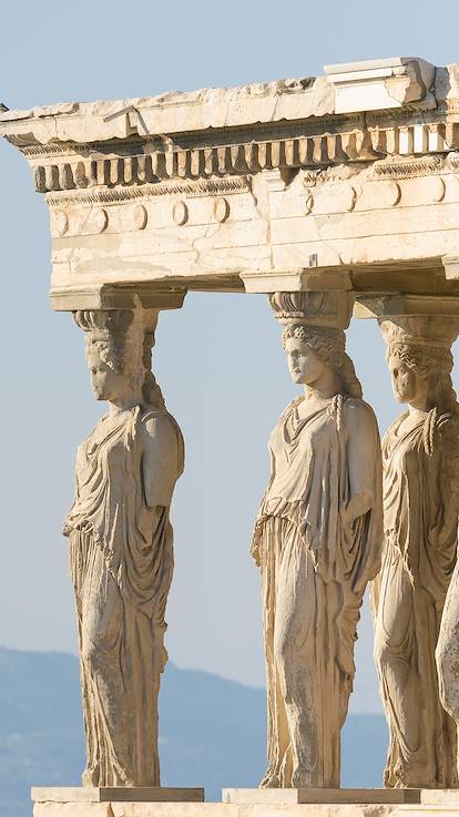 Les caryatides sur le temple de L'Eréchthéion - L'Acropole - Athènes - Grèce