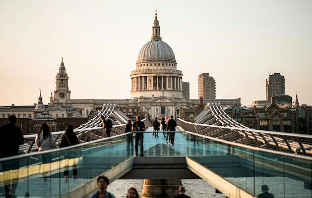 Millenium Bridge et la cathédrale Saint Paul - Londres - Angleterre - Royaume Uni