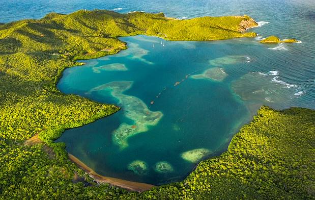 Vue aérienne de la Presqu'Île de la Caravelle - Martinique