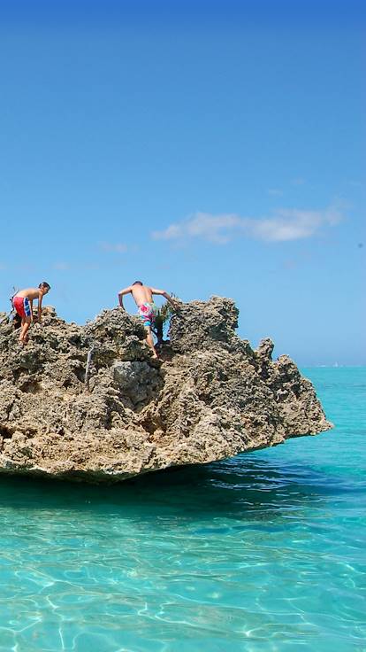 Enfants sur l'Ile aux bénitiers - Île Maurice