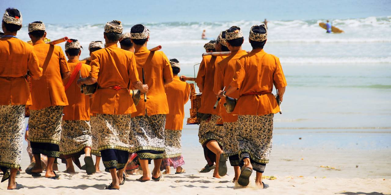 Cérémonie de crémation - Bali - Indonésie