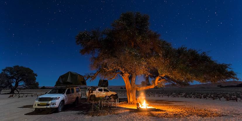 Dormir sous un ciel étoilé dans un 4x4 Camper - Windhoek - Namibie