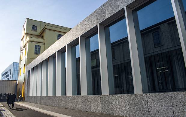 Fondation Prada conçue par l'architecte Rem Koolhaas - Milan - Lombardie - Italie