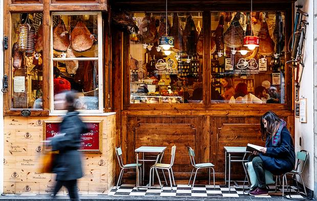 Épicerie fine à Bologne - Émilie-Romagne - Italie